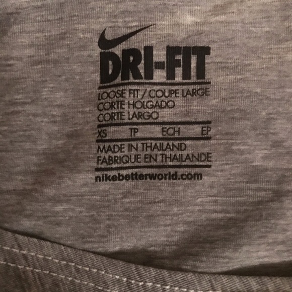 Nike tank top - Picture 3 of 3